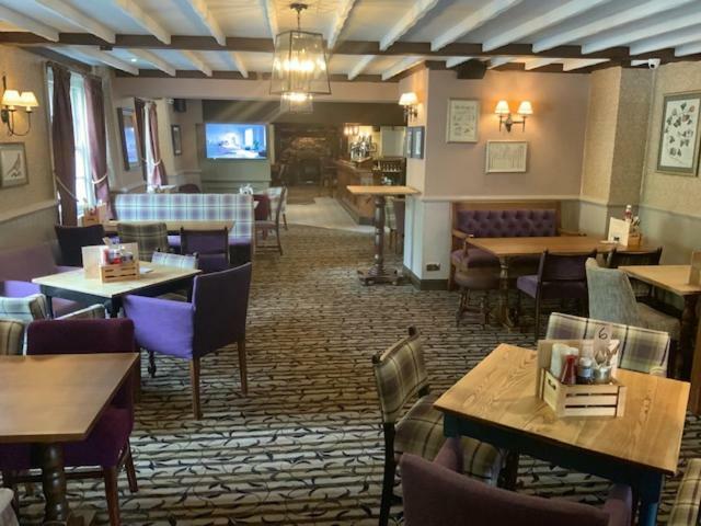 Swan & Talbot Inn Wetherby Exterior foto